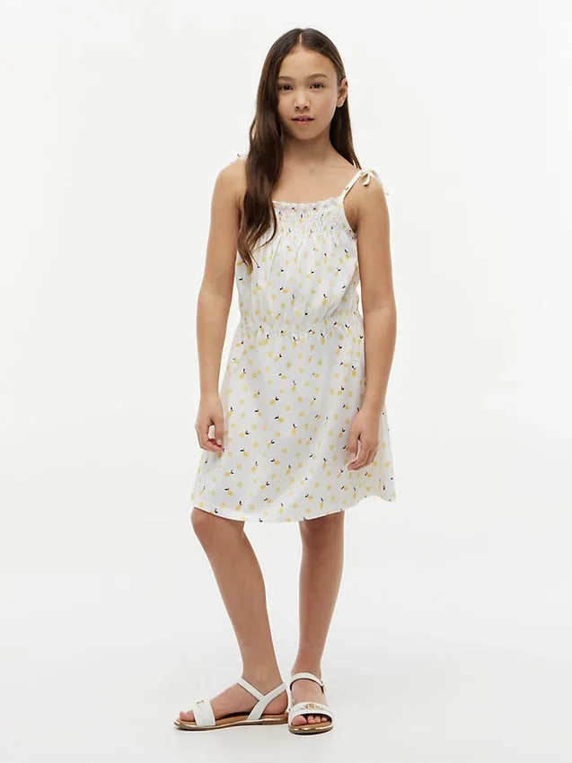 Vestido infantil com estampado de limão e smock Vestido infantil com estampado de limão e smock