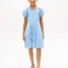 Vestido infantil de xadrez com mangas bufantes