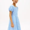 Vestido infantil de xadrez com mangas bufantes
