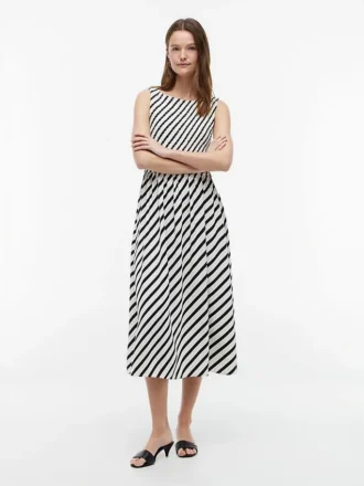 Vestido maxi de crepe franzido às riscas