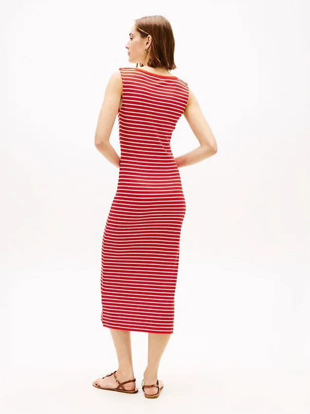 Vestido Midi de Gola Barco com Risca e Corte Justo Vestido Midi de Gola Barco com Risca e Corte Justo