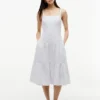 Vestido midi em mistura de linho com riscas e camadas Vestido midi em mistura de linho com riscas e camadas