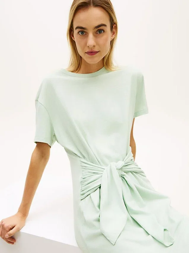 Vestido midi em t-shirt de algodão slub com laço à frente Vestido midi em t-shirt de algodão slub com laço à frente
