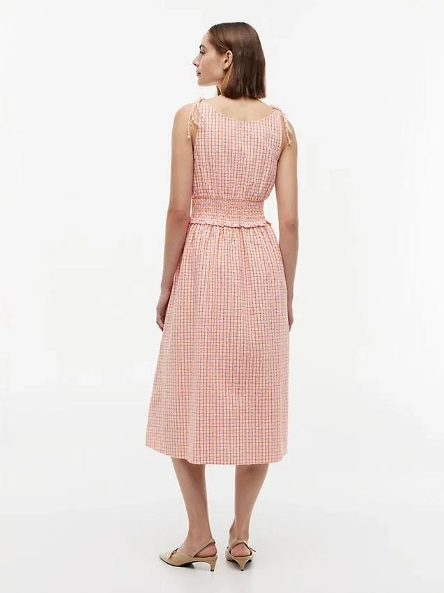 Vestido midi em xadrez seersucker franzido Vestido midi em xadrez seersucker franzido