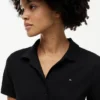 Vestido Polo em Algodão Elástico de Corte Clássico Vestido Polo em Algodão Elástico de Corte Clássico