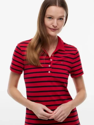 Vestido polo em piqué elástico às riscas