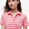 Vestido polo em piqué elástico às riscas Vestido polo em piqué elástico às riscas