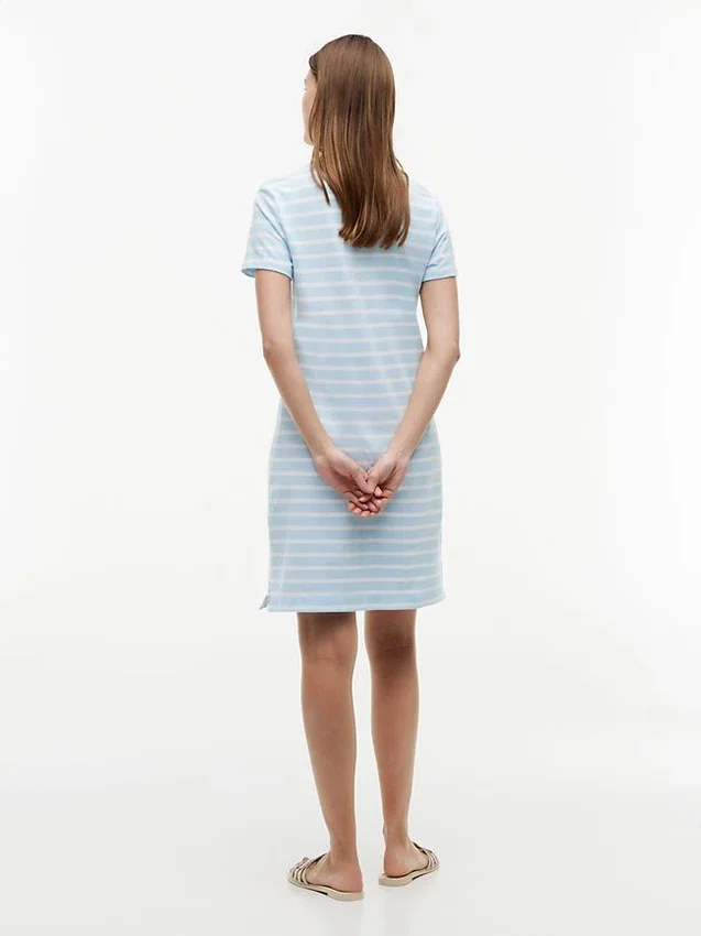 Vestido polo em piqué elástico às riscas Vestido polo em piqué elástico às riscas