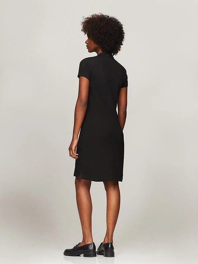 Vestido polo justo em algodão elástico Vestido polo justo em algodão elástico