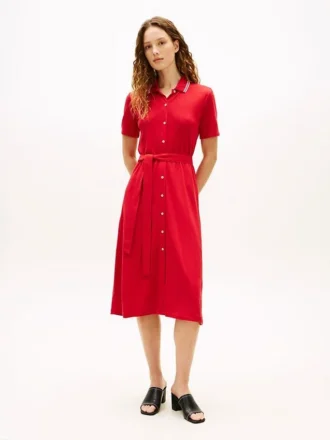 Vestido polo midi com cinto e detalhes em contraste