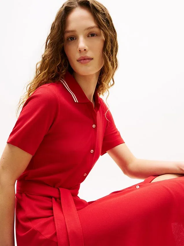 Vestido polo midi com cinto e detalhes em contraste Vestido polo midi com cinto e detalhes em contraste