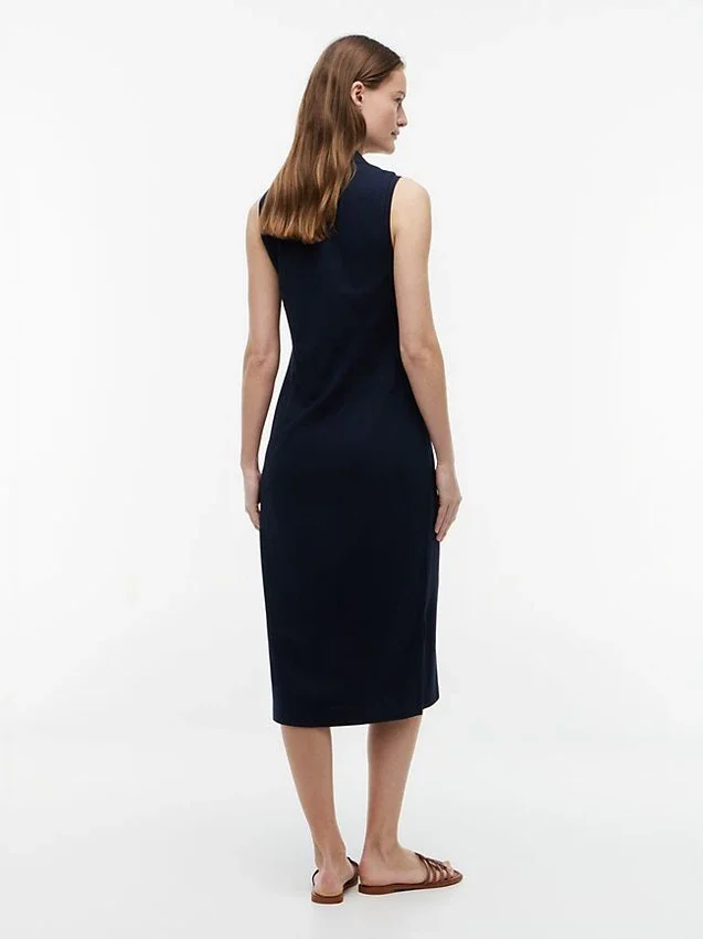 Vestido polo midi sem mangas em piqué Vestido polo midi sem mangas em piqué