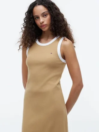 Vestido sem mangas com gola em malha canelada