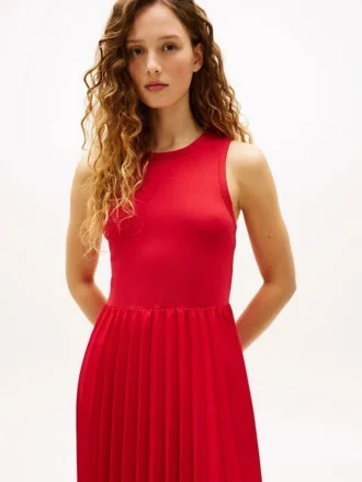 Vestido sem mangas plissado em tecido misto