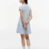 Vestido skater com logótipo de bandeira tonal para criança Vestido skater com logótipo de bandeira tonal para criança